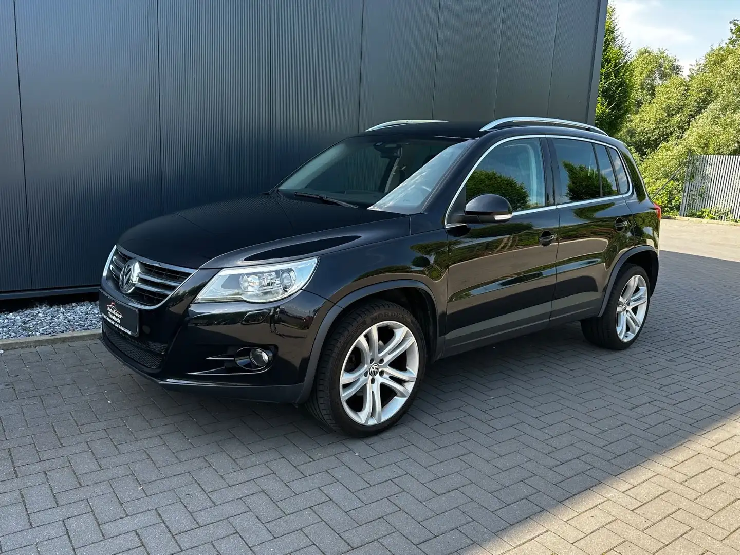 Volkswagen Tiguan Sport & Style 4Motion*Automatikgetriebe* Zwart - 1