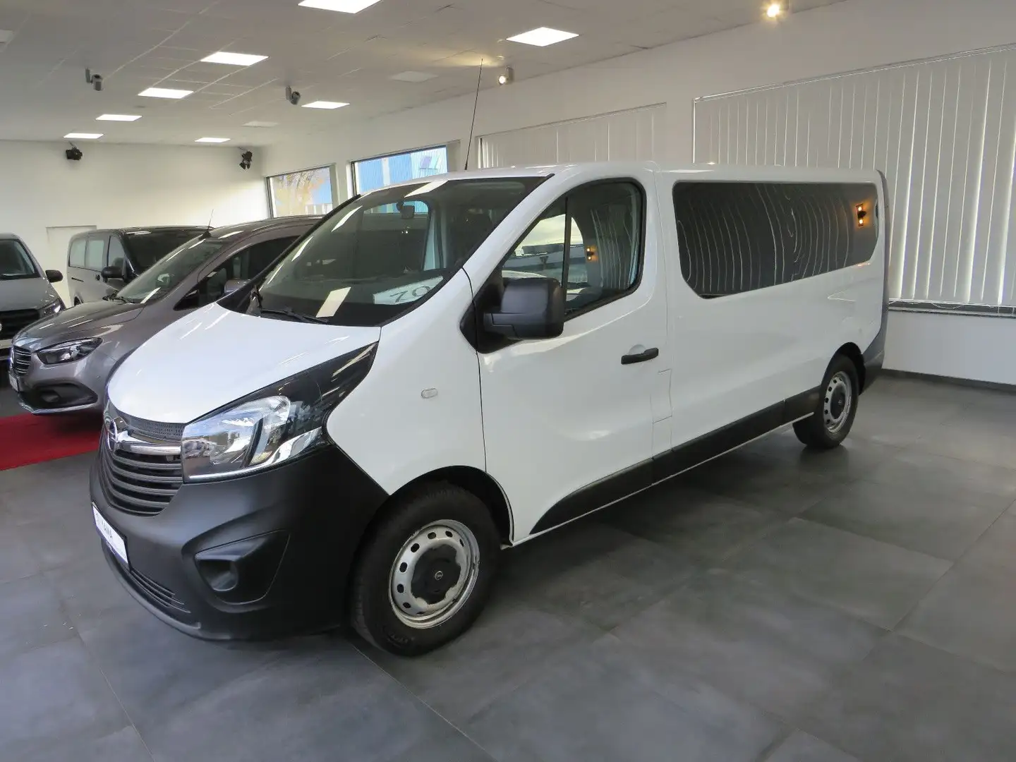 Opel Vivaro B 1.6 CDTi L2H1 * 9-SITZER + KLIMA * Weiß - 1