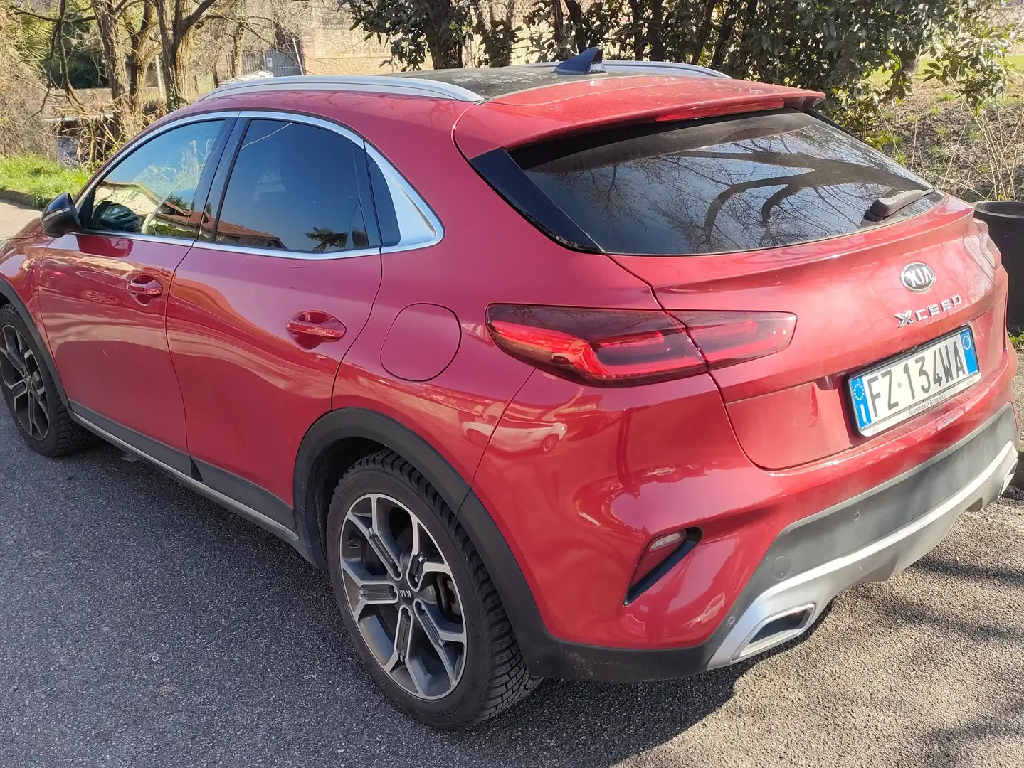 Kia XCeed XCeed 1.6 diesel 136 cv 7 marce cambio automatico Rosso - 2