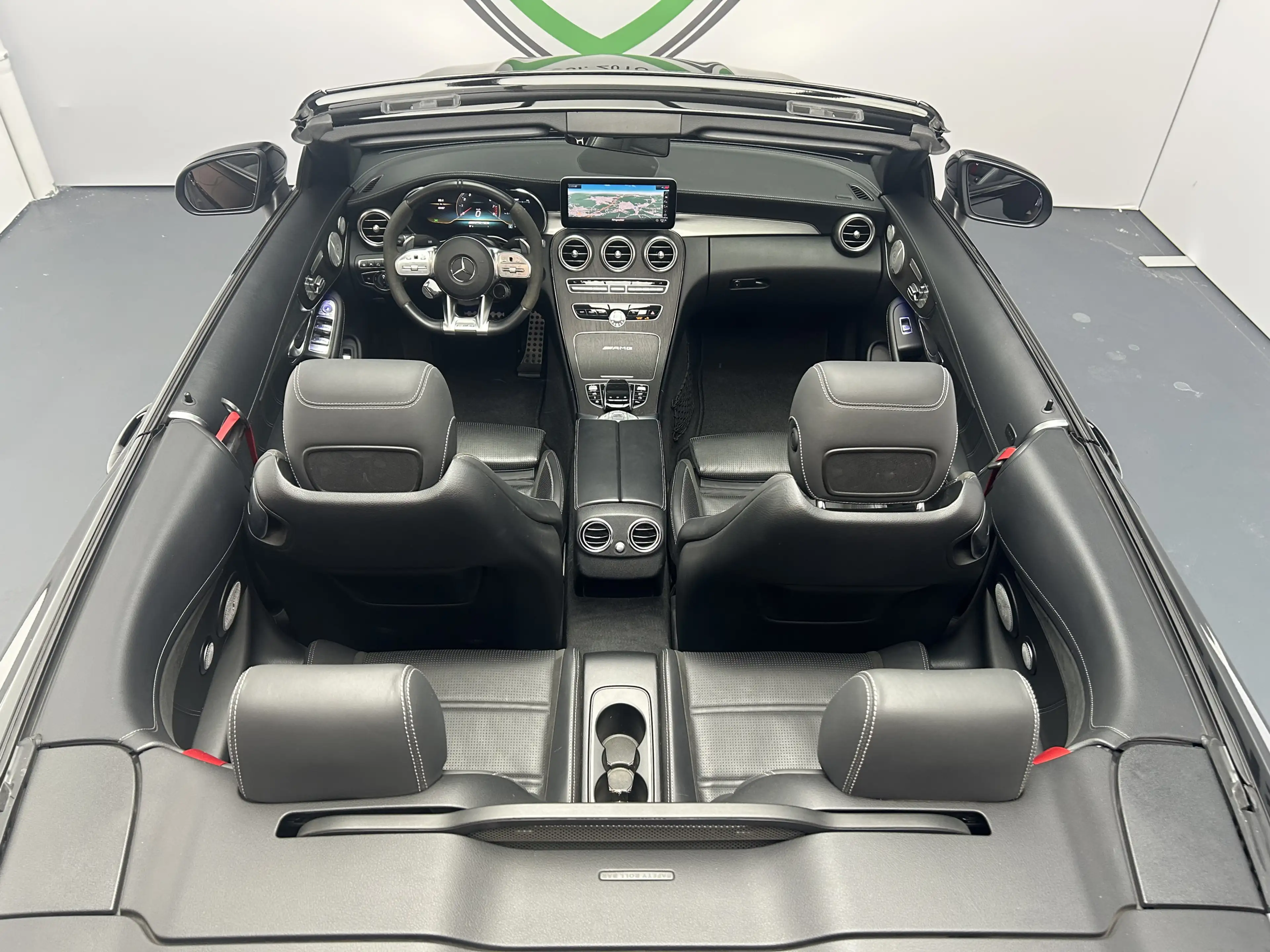Mercedes-Benz C 63 AMG LED Burmester Ambiente R.Cam Memory — photo 13