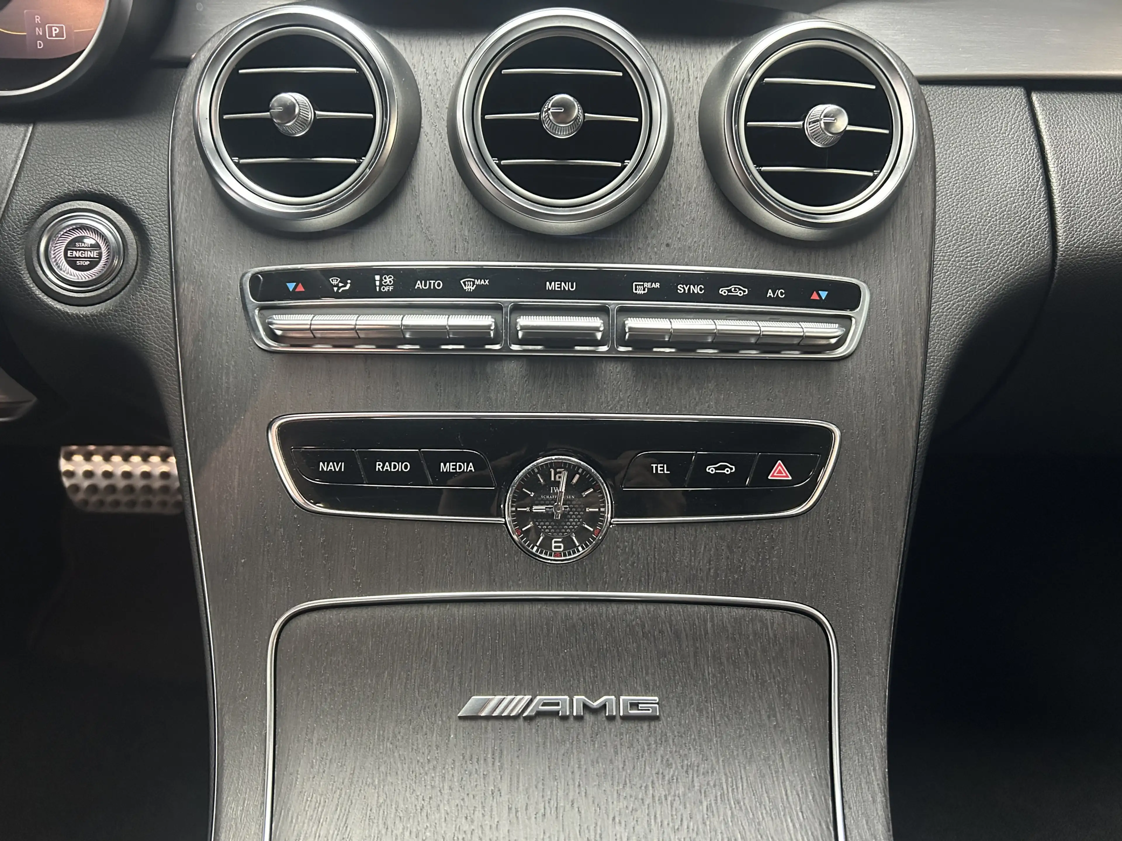 Mercedes-Benz C 63 AMG LED Burmester Ambiente R.Cam Memory — photo 16