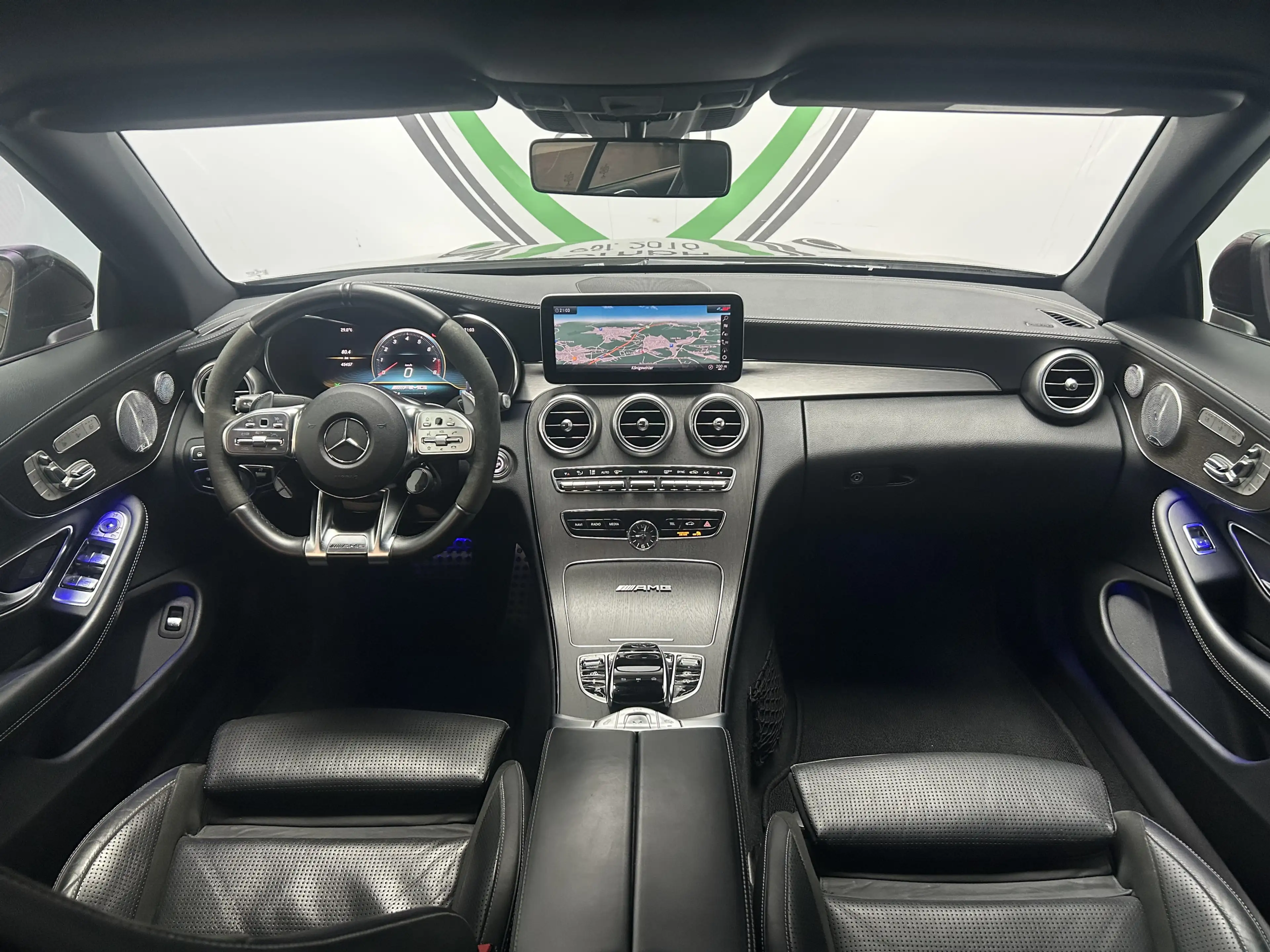 Mercedes-Benz C 63 AMG LED Burmester Ambiente R.Cam Memory — photo 21