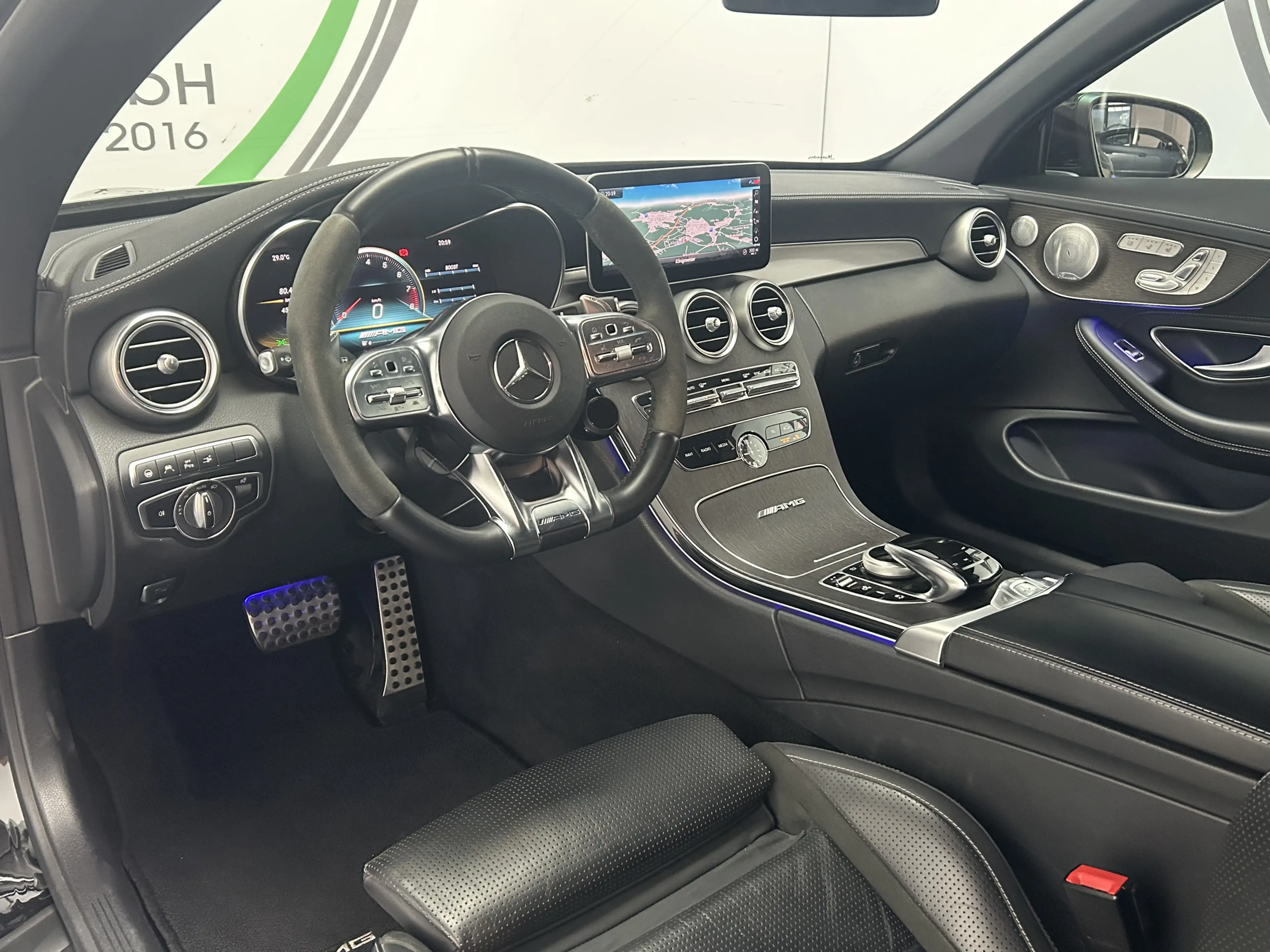 Mercedes-Benz C 63 AMG LED Burmester Ambiente R.Cam Memory — photo 12
