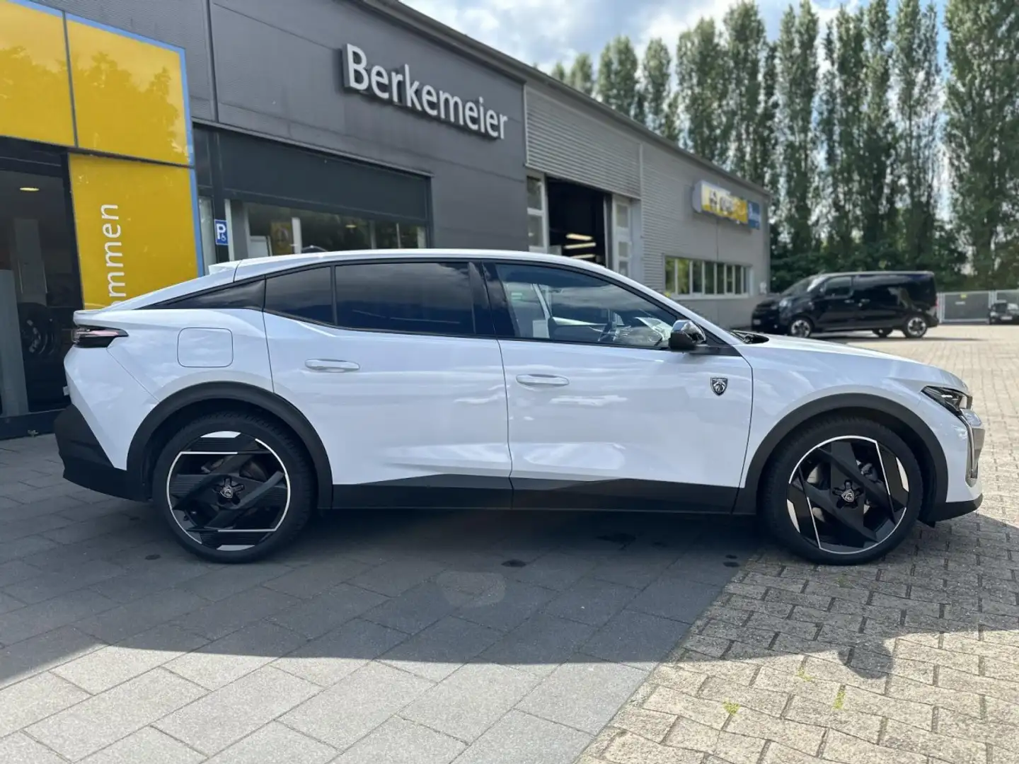 Peugeot 408 Hybrid 180 GT *7,4kw/LederNappa/NightVision* Blanc - 2