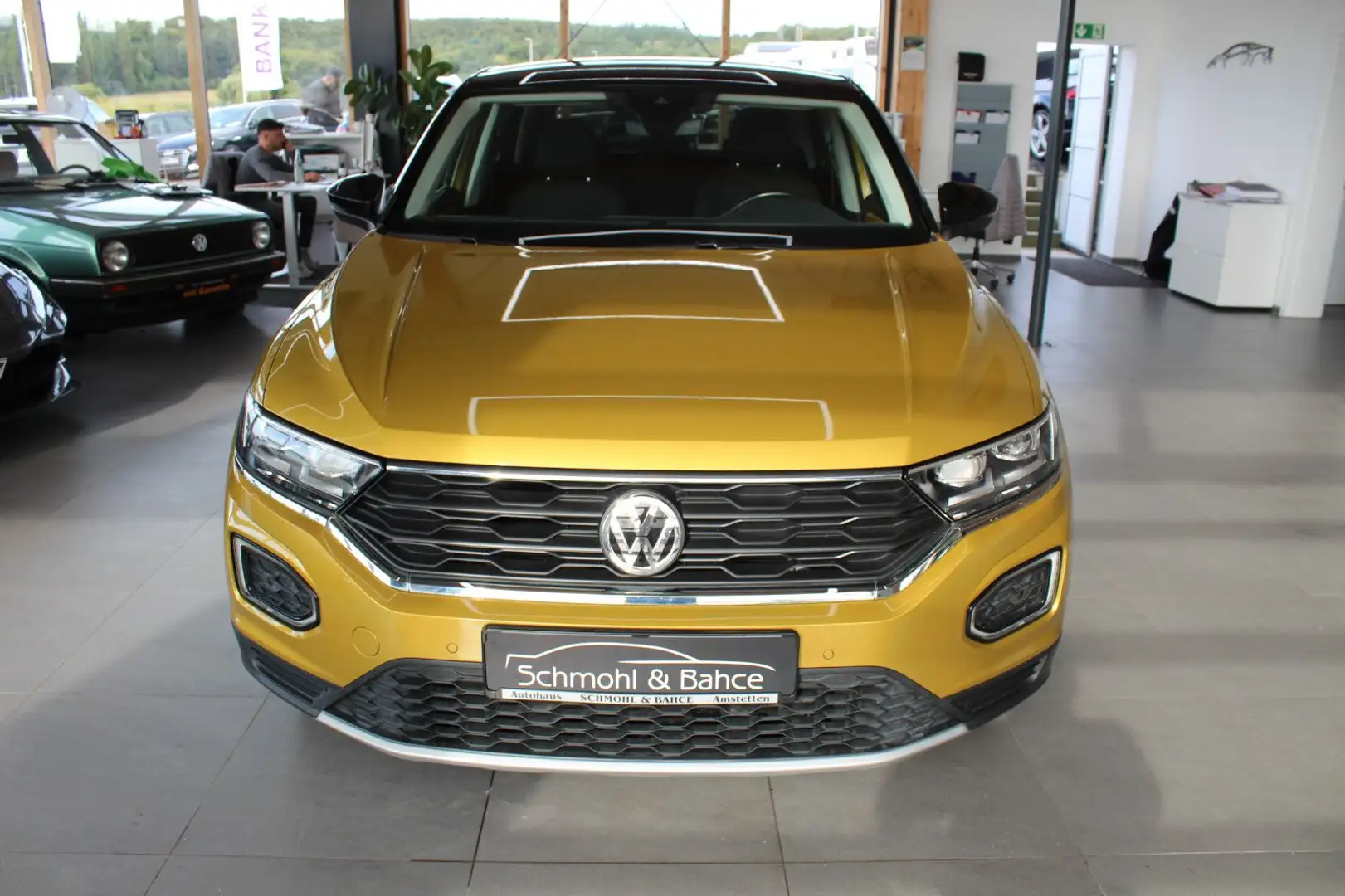 Volkswagen T-Roc 1.0 TSI Style*NAVI*LED* Gelb - 2