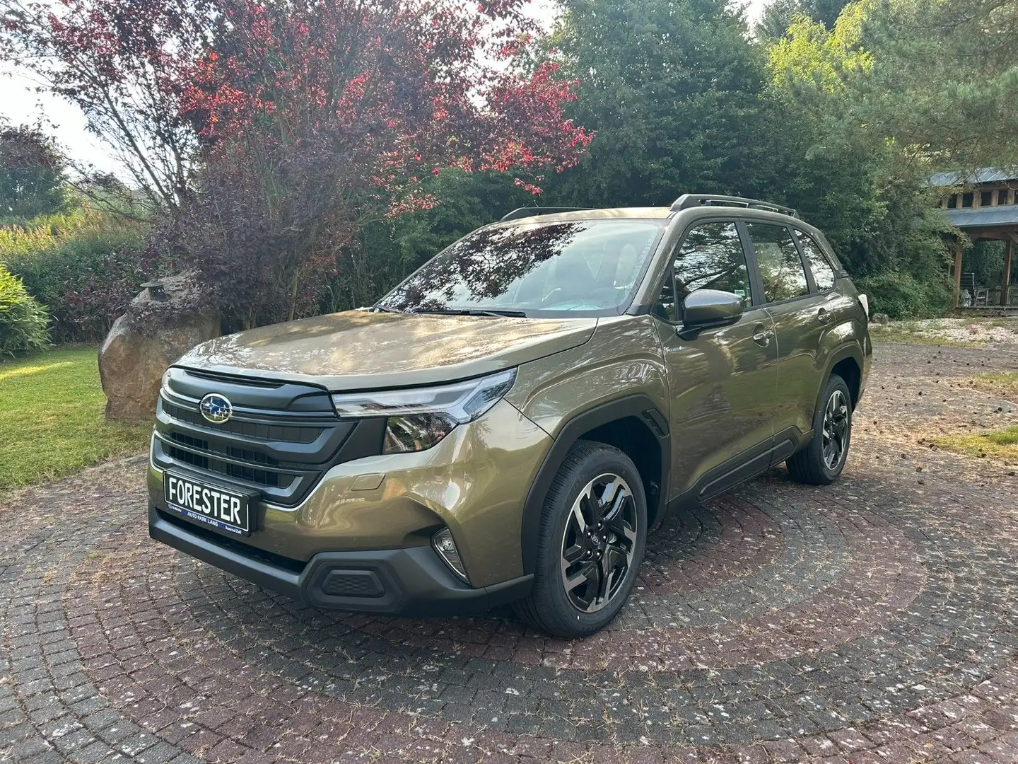 Subaru Forester 2.0ie Trend Lineartronic Grün - 1