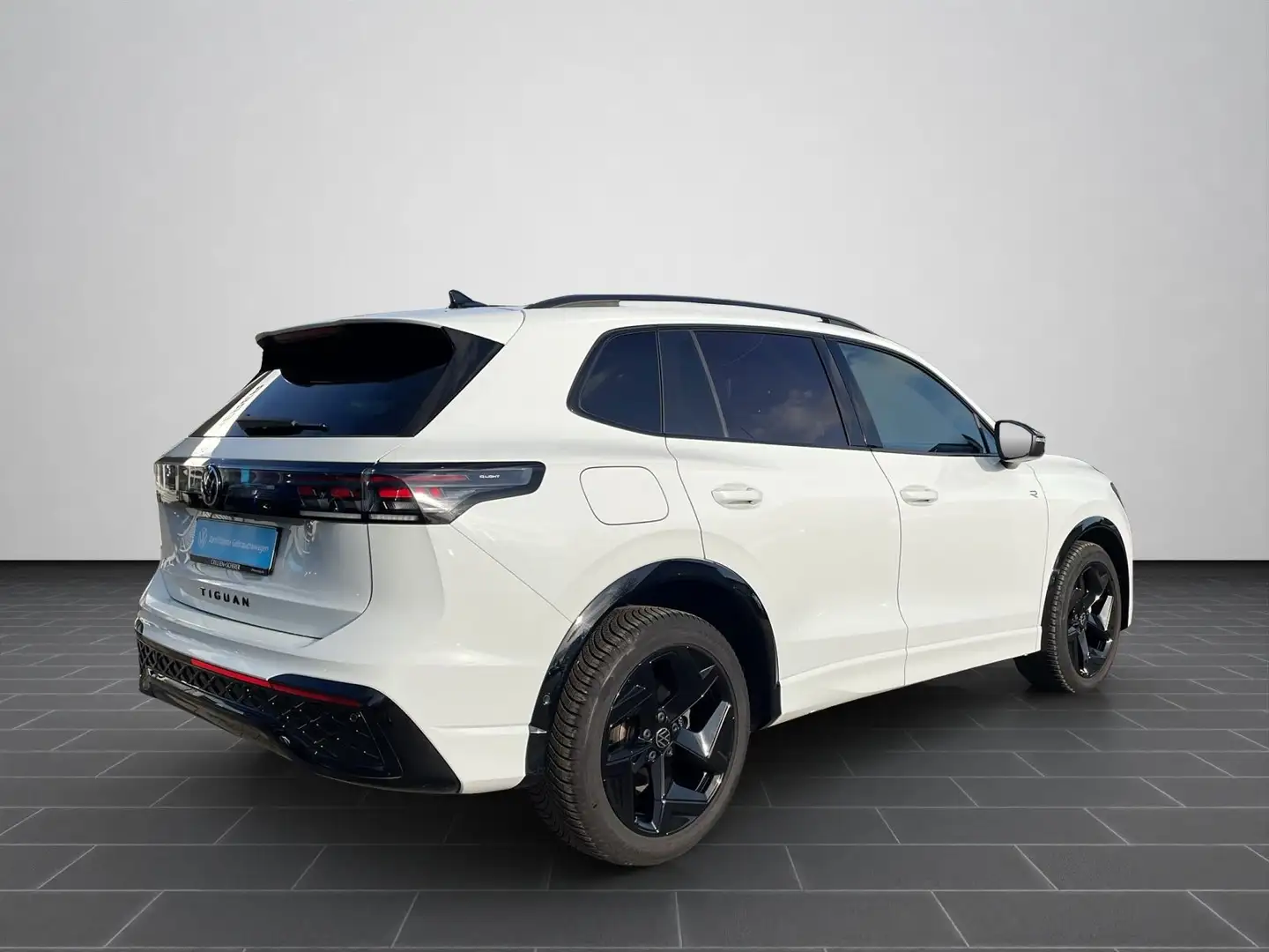 Volkswagen Tiguan 1.5 TSI R-Line SHZ NAVI LED ACC Weiß - 2
