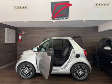 Cabrio 0.9 t PERFECT EDITION 90cv twinamic-ITALIANA-TAGLIANDI MERCEDES-BENZ