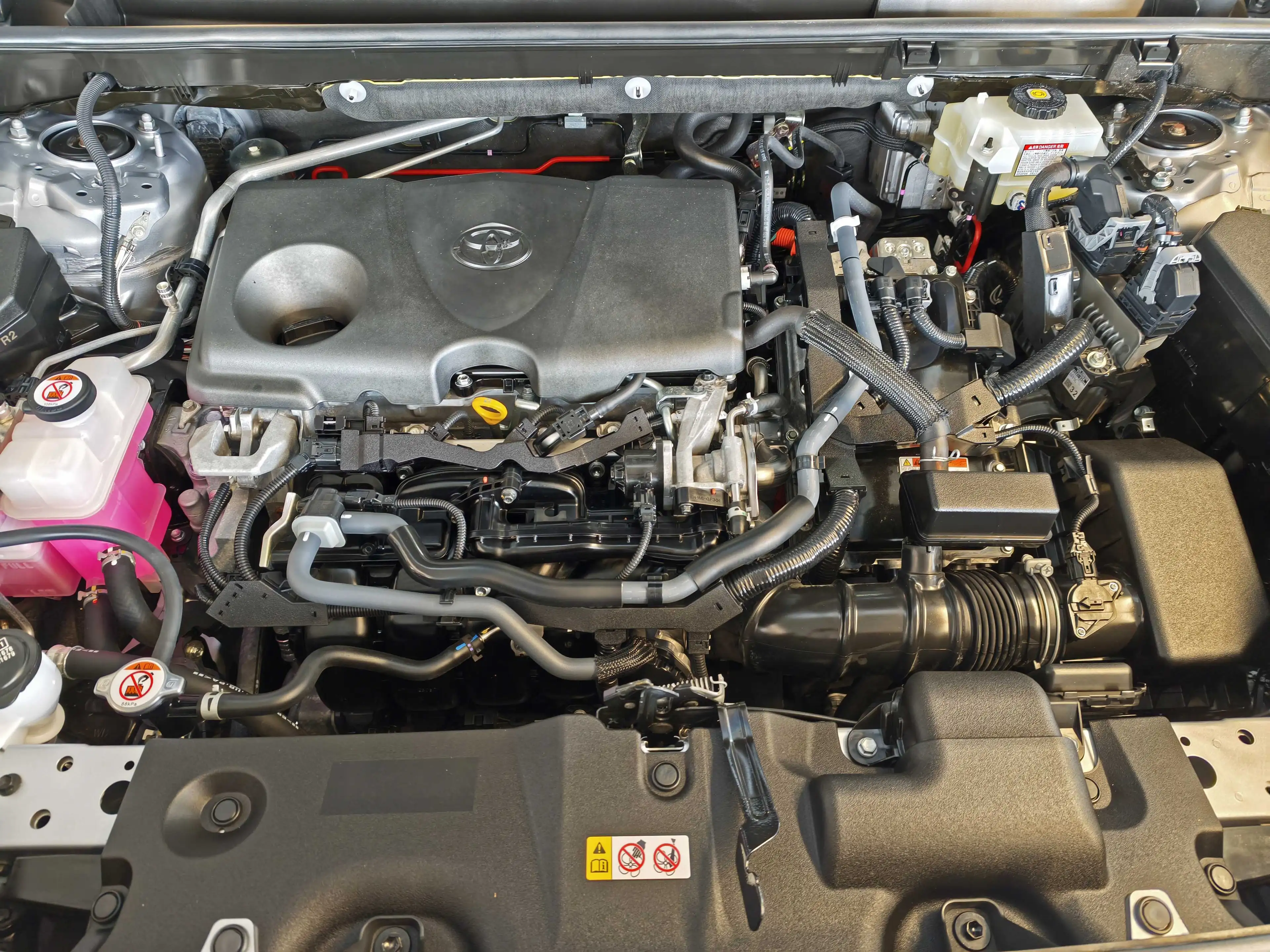 Toyota RAV 4 RAV4 Hybrid 2.5 4x2 Hybrid Lounge + Navi + — photo 11
