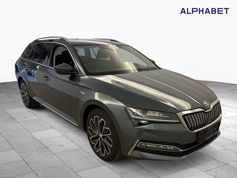 Skoda Superb Combi 1.4 TSI L&K iV Virtual 360° AHK ACC — photo 7