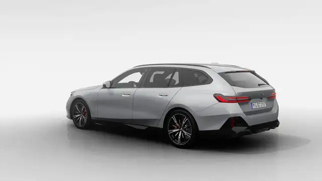 BMW 5 Series view 2
