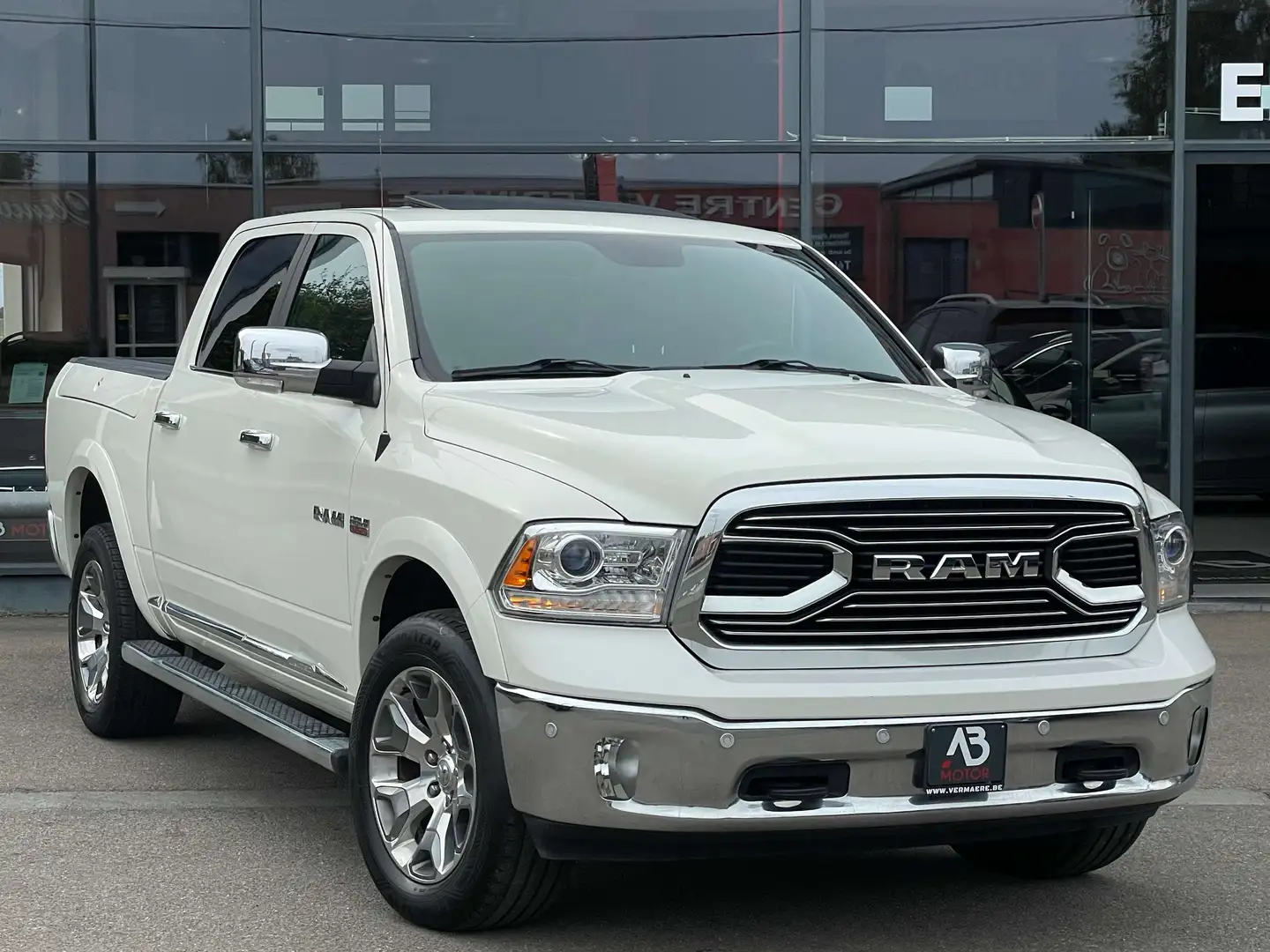 Dodge RAM 5.7 HEMI LIMITED TVAC 400CV LPG SUSPENSION RAMBOX Blanc - 1
