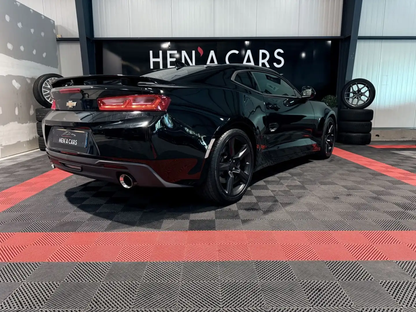 Chevrolet Camaro (6) 6.2L 6MT Noir - 2