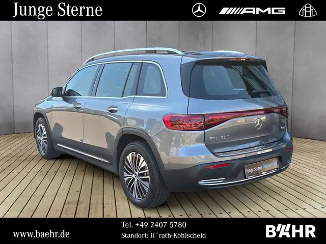 Mercedes-Benz Eqb view 3