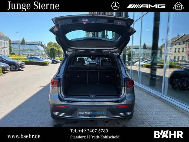 Mercedes-Benz Eqb view 15