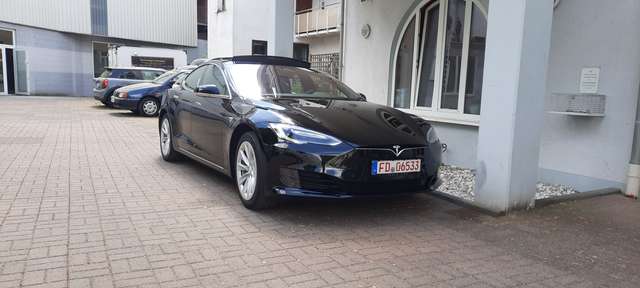 Imagine Tesla Model S 75, Panoramadach, mwst ausweisbar