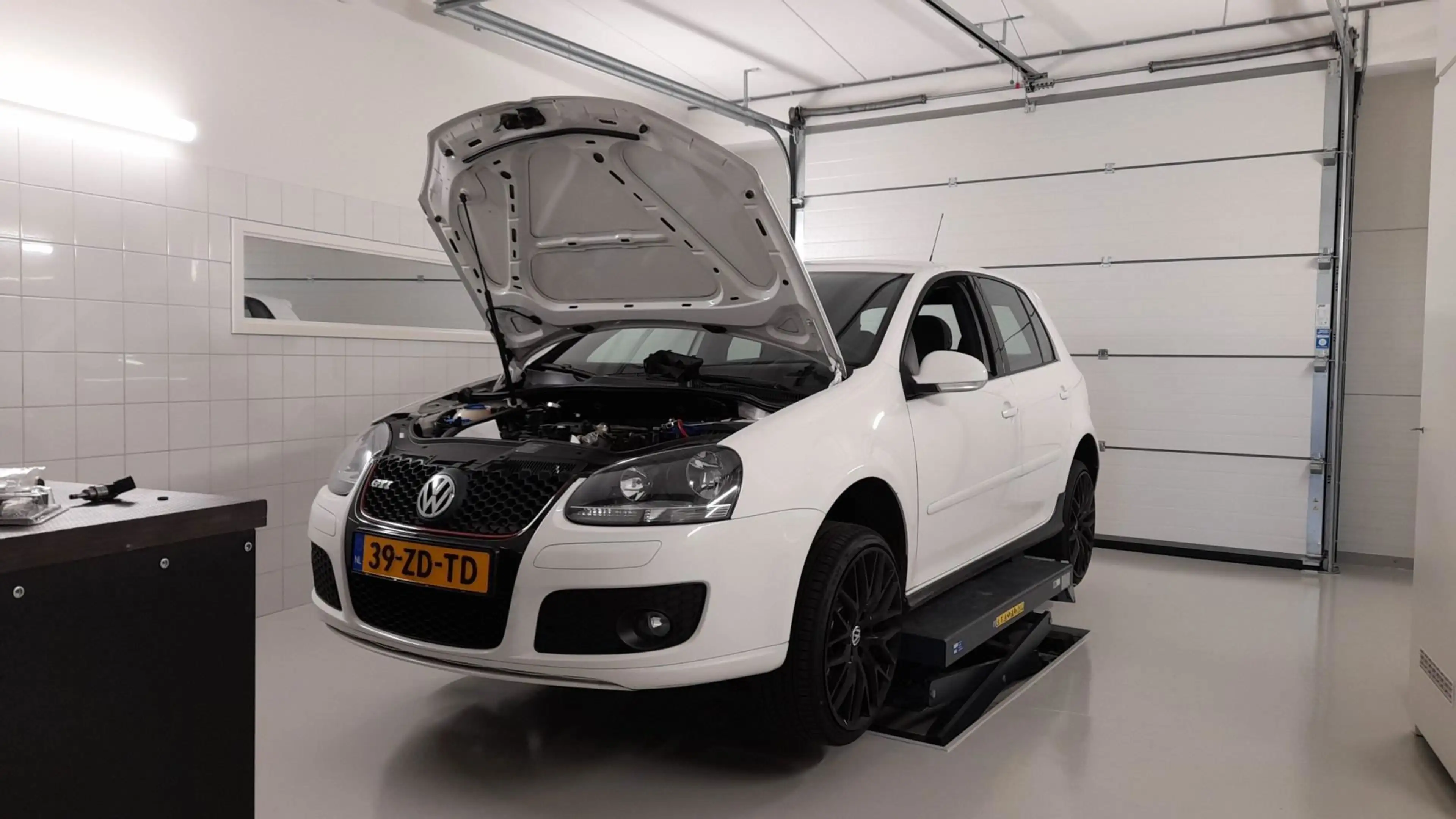 Peugeot 208 1.4 VTi 95PK Envy "Origineel NL!" Trekhaak Parkeer — photo 25