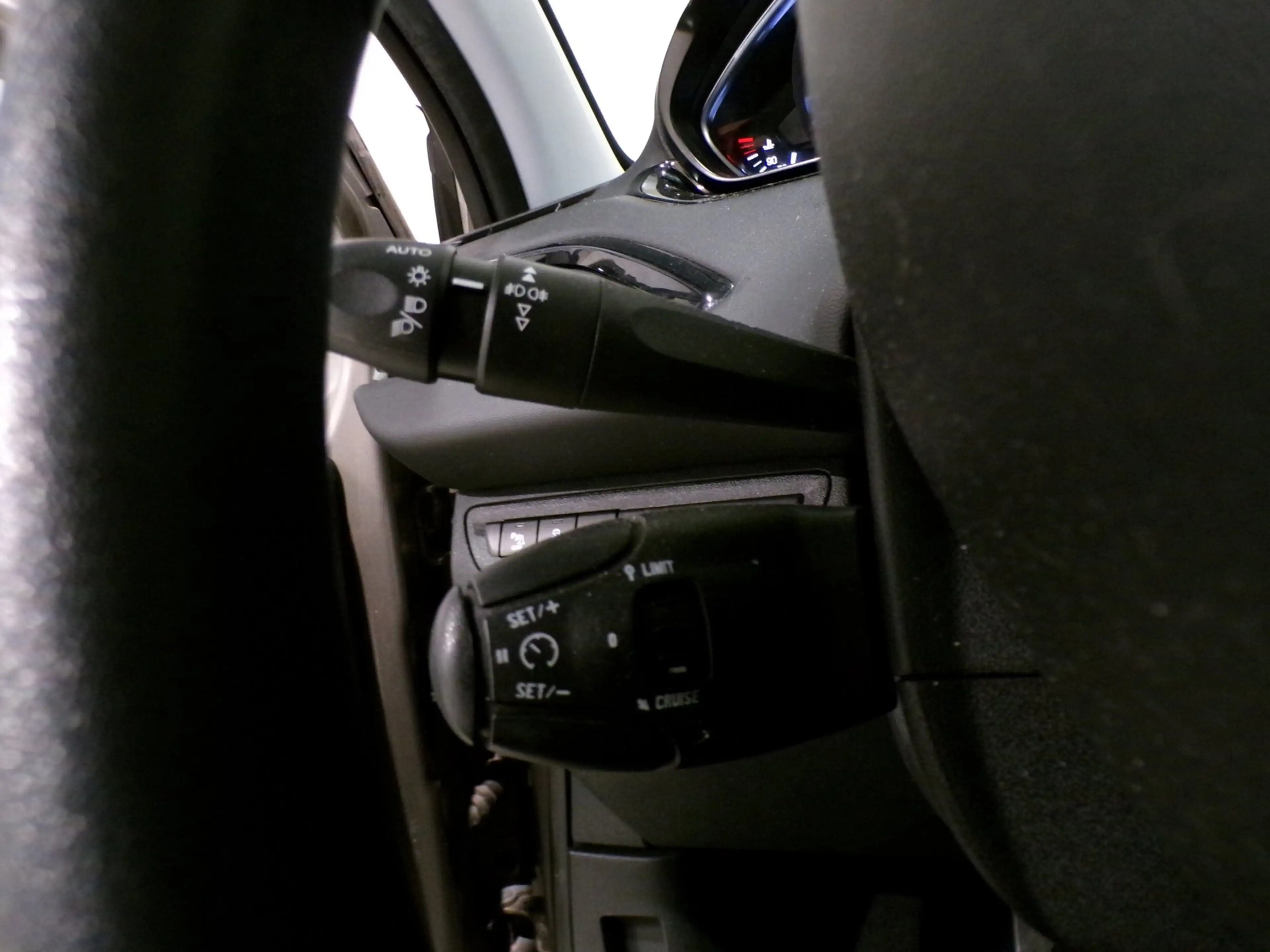 Peugeot 208 1.4 VTi 95PK Envy "Origineel NL!" Trekhaak Parkeer — photo 12