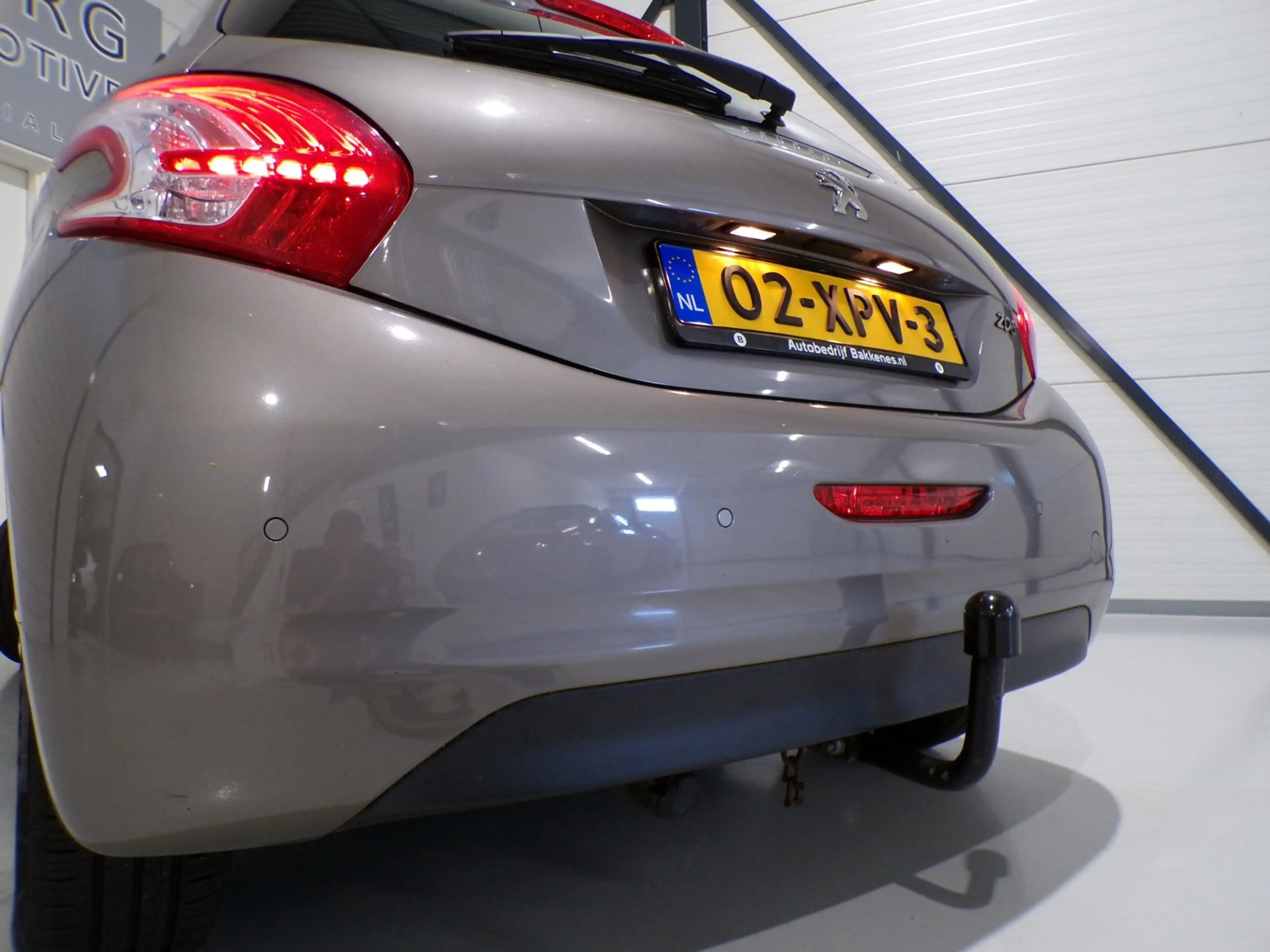 Peugeot 208 1.4 VTi 95PK Envy "Origineel NL!" Trekhaak Parkeer — photo 9