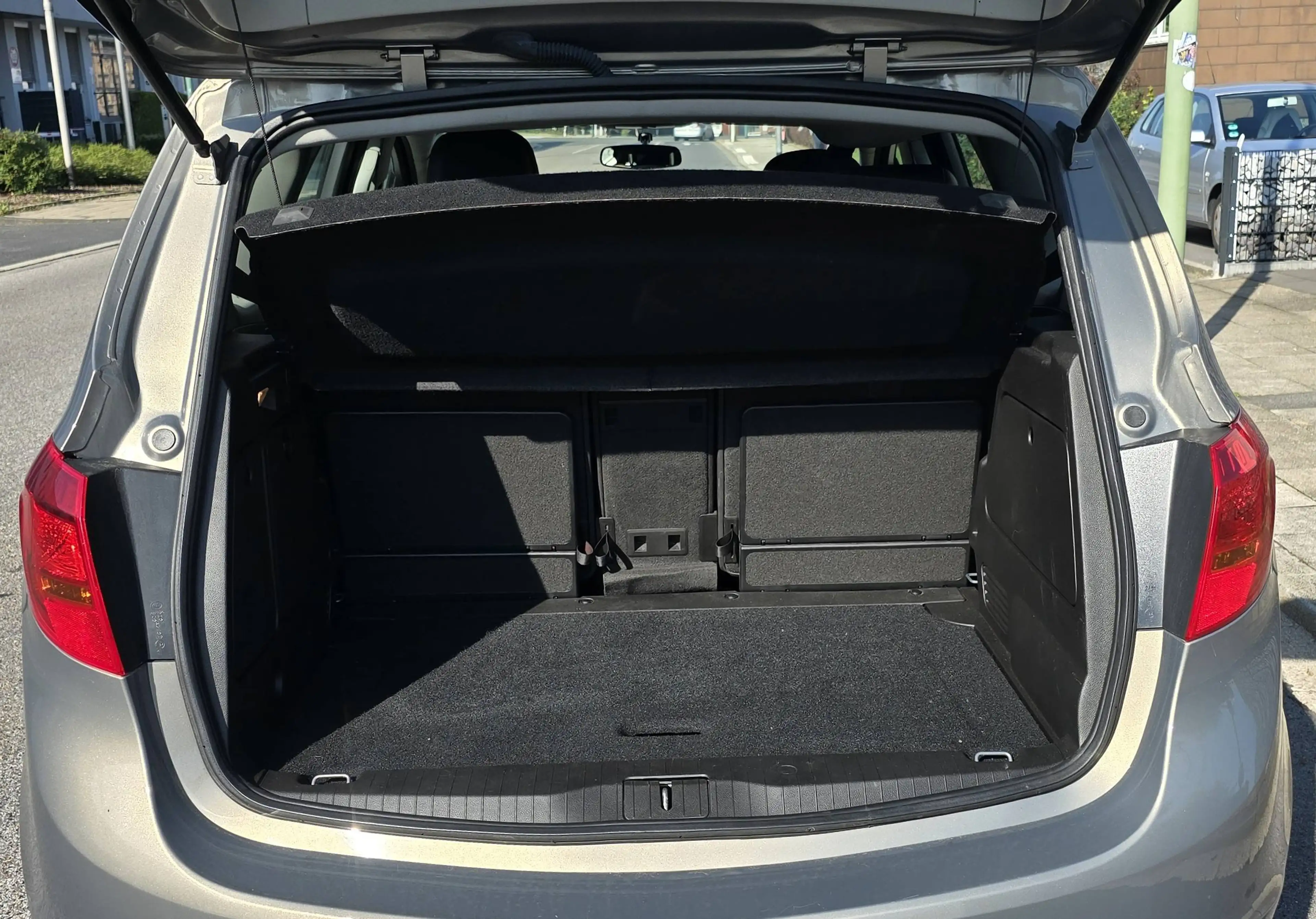 Opel Meriva Selection — photo 7