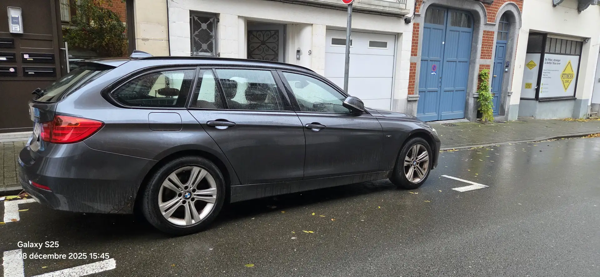 BMW 320 Touring 320 dX Gris - 1