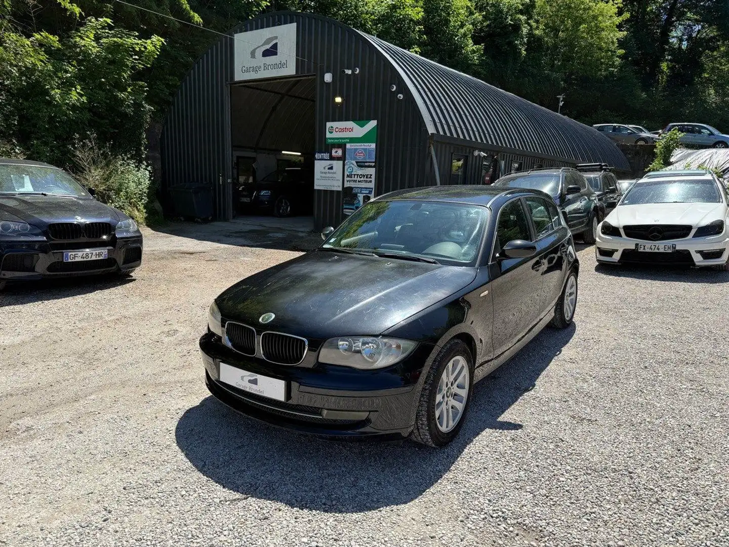 BMW 118 118d LCi 2.0d 143cv Premiere 2e main Noir - 1
