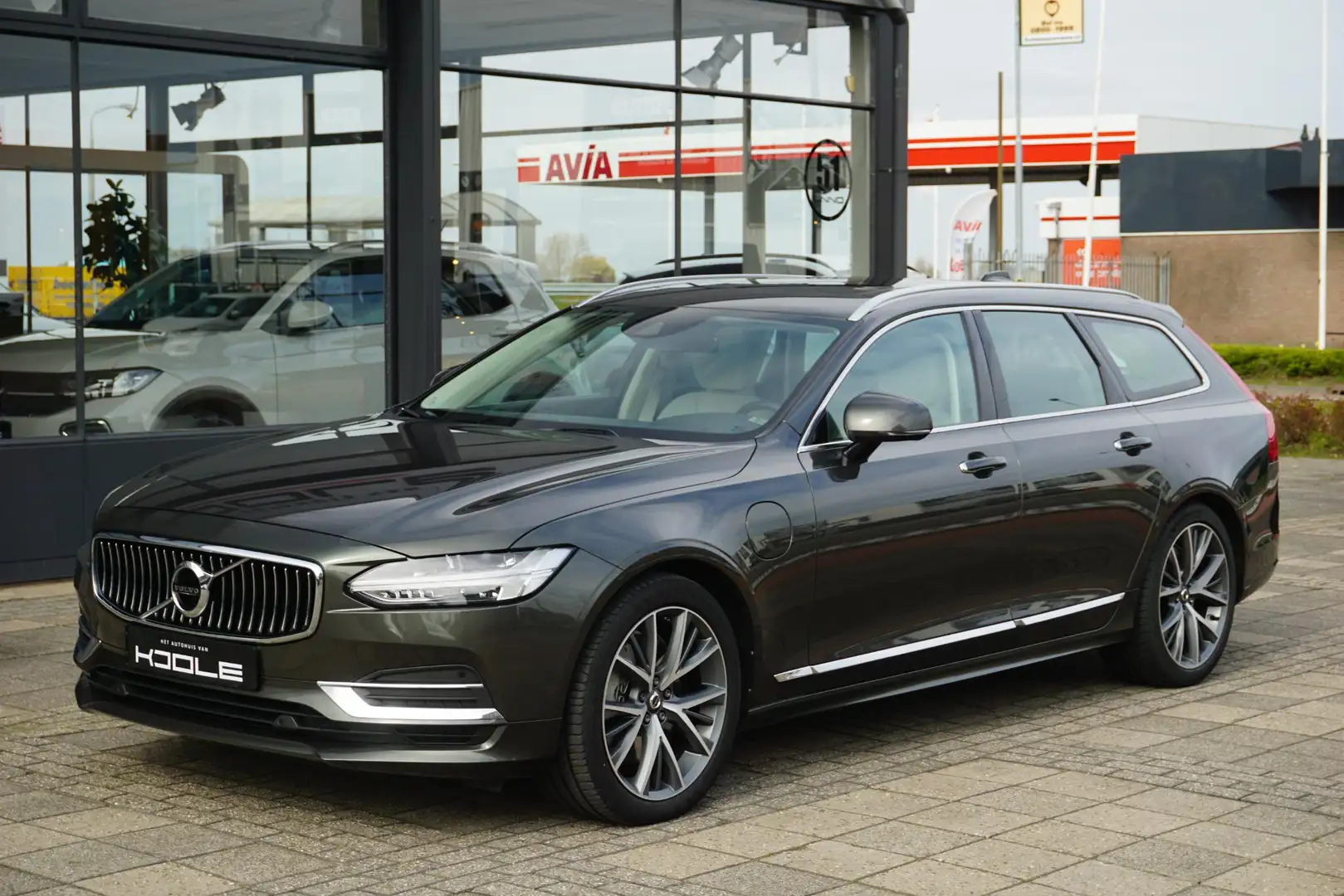Volvo V90 2.0 T8 AWD Inscription | PANO | trekhaak | stoelko Gris - 2