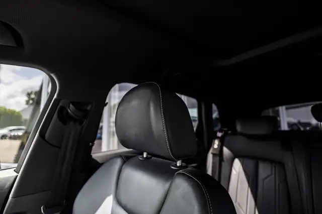 Audi E-Tron view 10