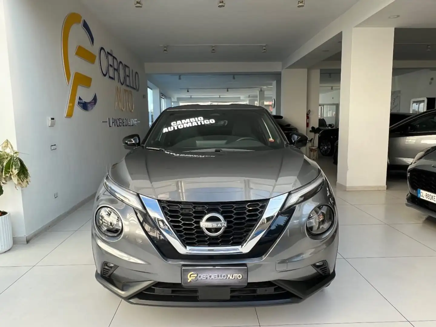 Nissan Juke 1.0 DIG-T 114 CV DCT N-Connecta Grigio - 1