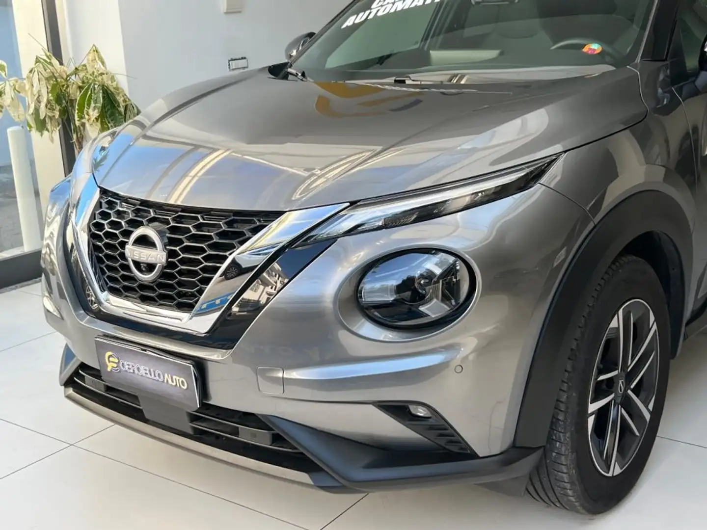 Nissan Juke 1.0 DIG-T 114 CV DCT N-Connecta Grigio - 2