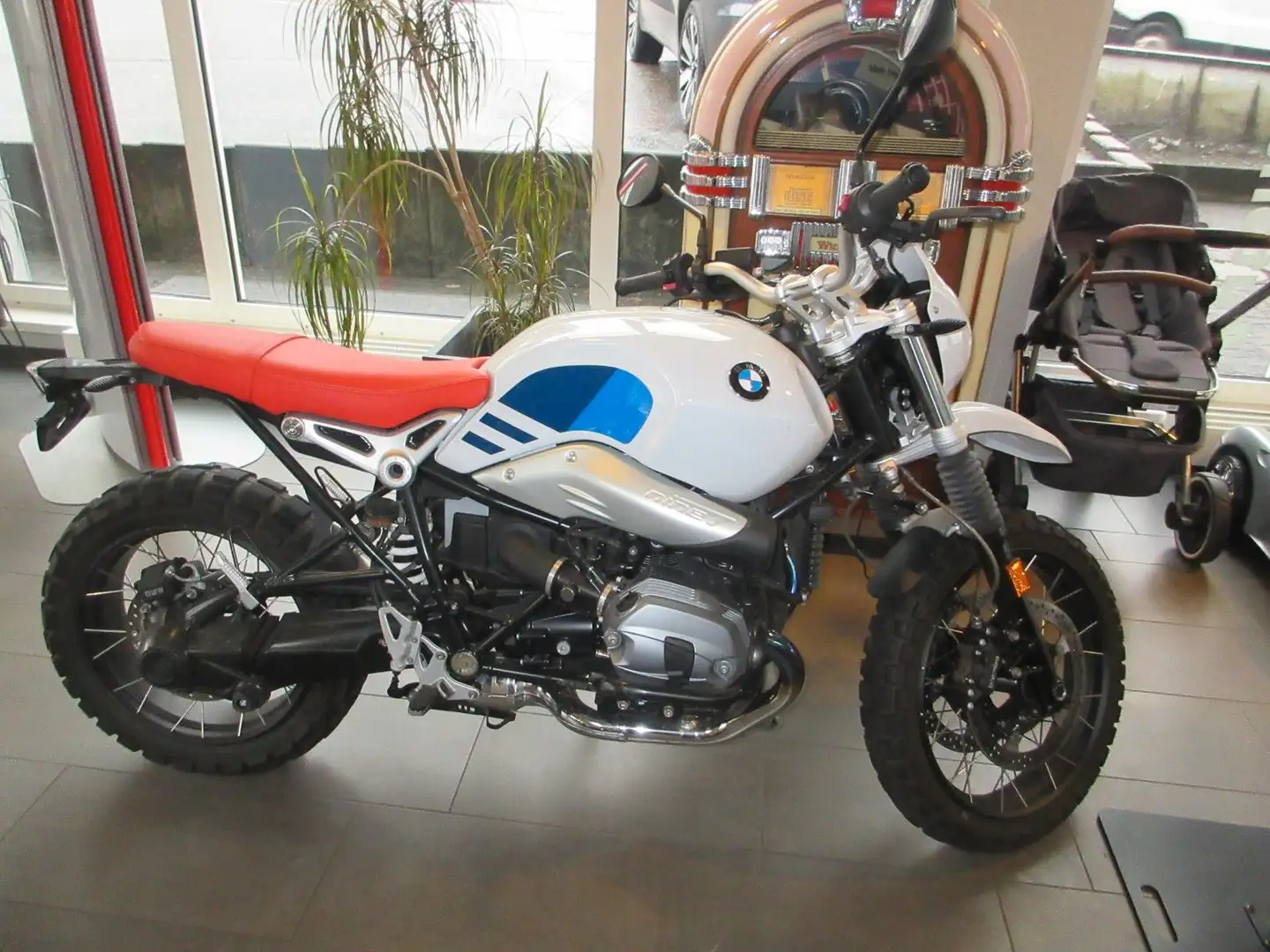 BMW R nineT Urban G/S/Handgriffe heizbar/Kreuzspeich Beyaz - 1