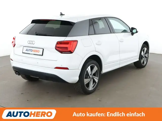 Audi Q2 view 6