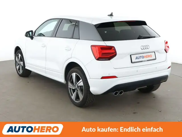 Audi Q2 view 4