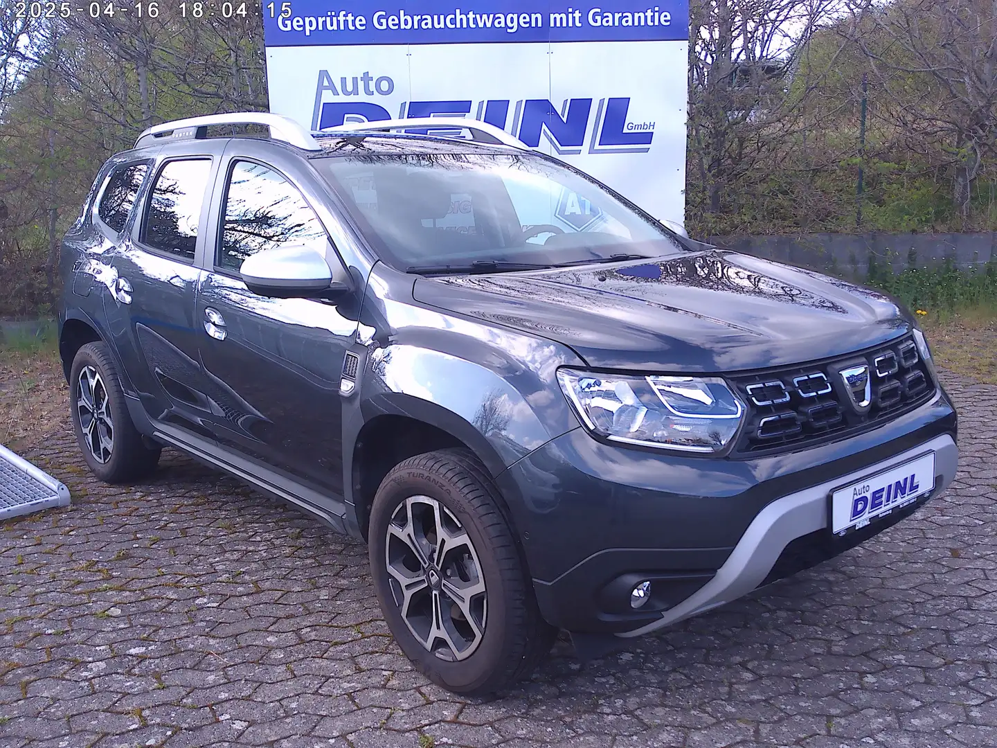 Dacia Duster Prestige Grau - 1