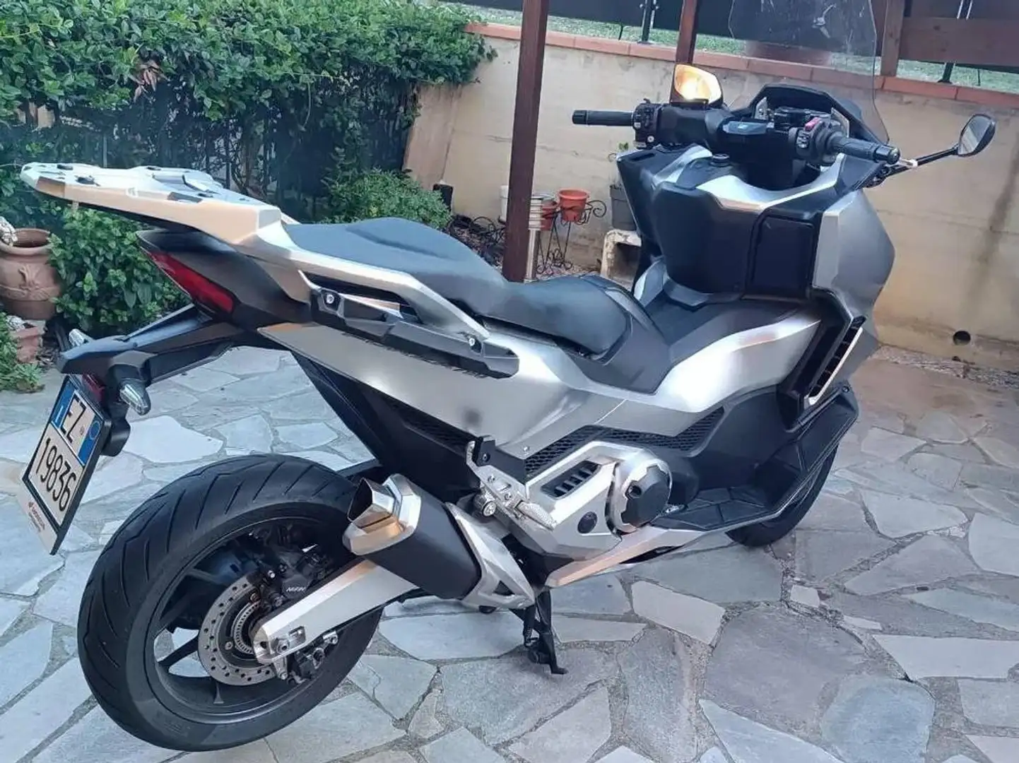 Honda Forza 750 Grigio - 2
