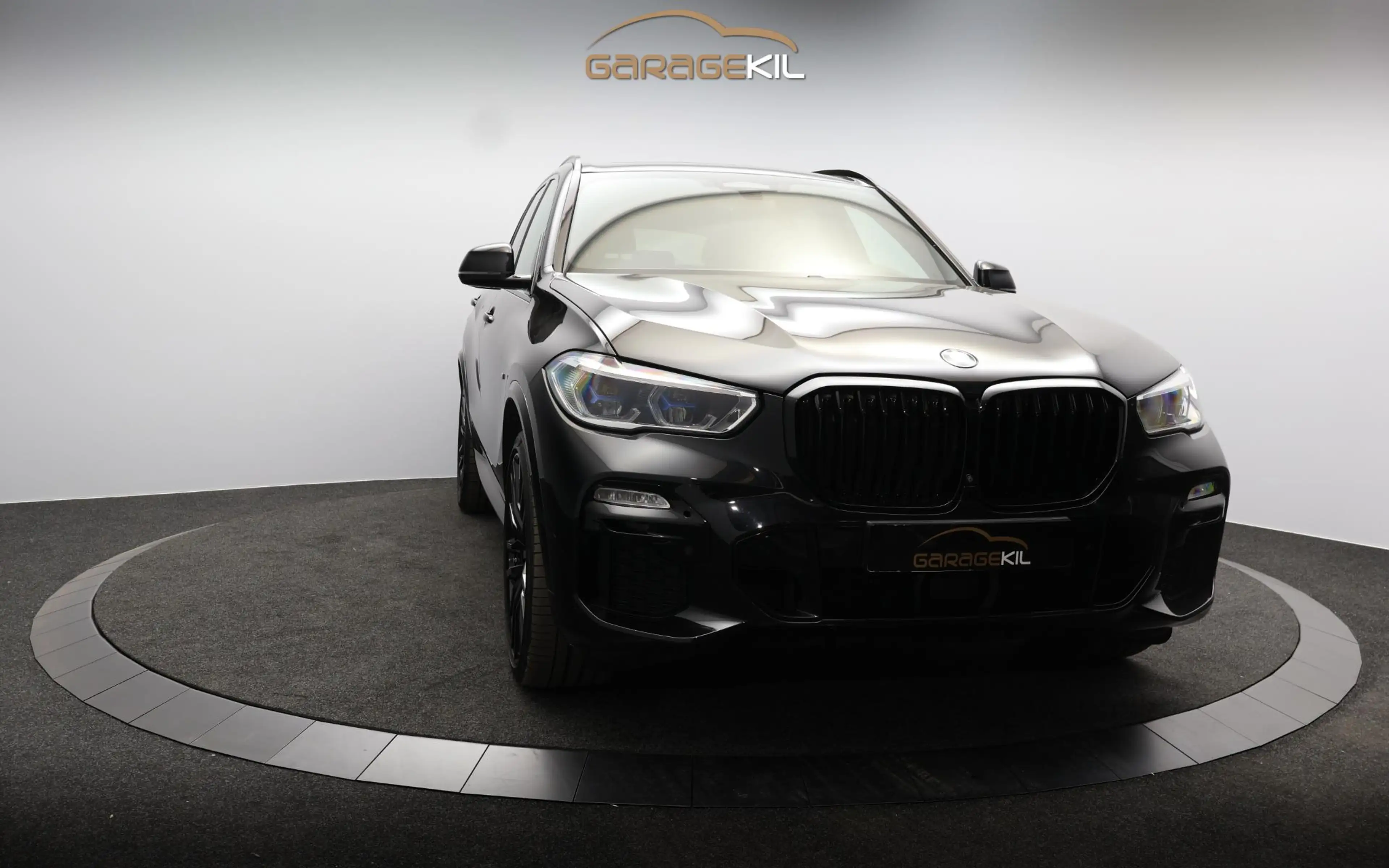 BMW X5 xDrive45e High Executive M-Sport / Massage / Pano — photo 4