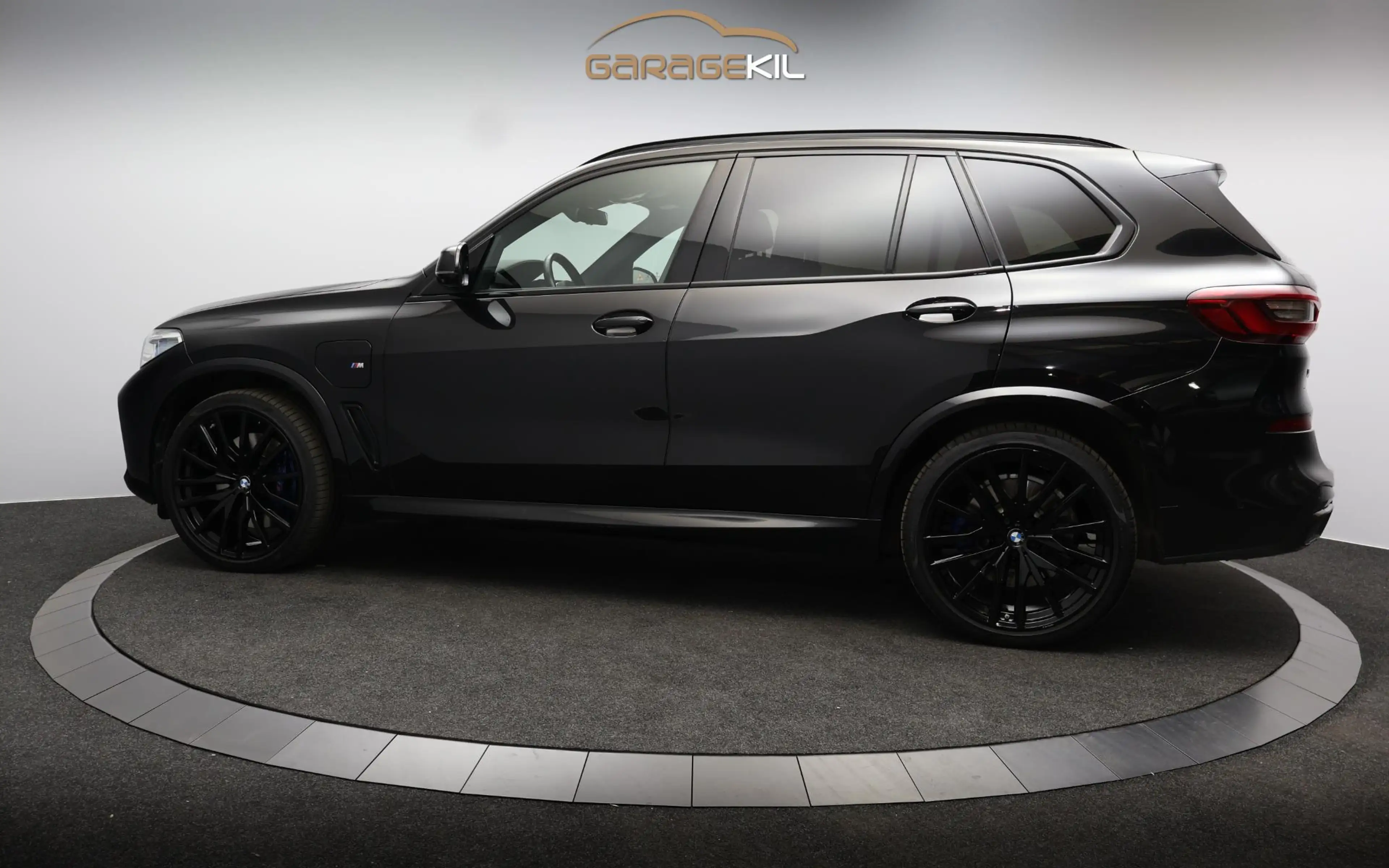 BMW X5 xDrive45e High Executive M-Sport / Massage / Pano — photo 15