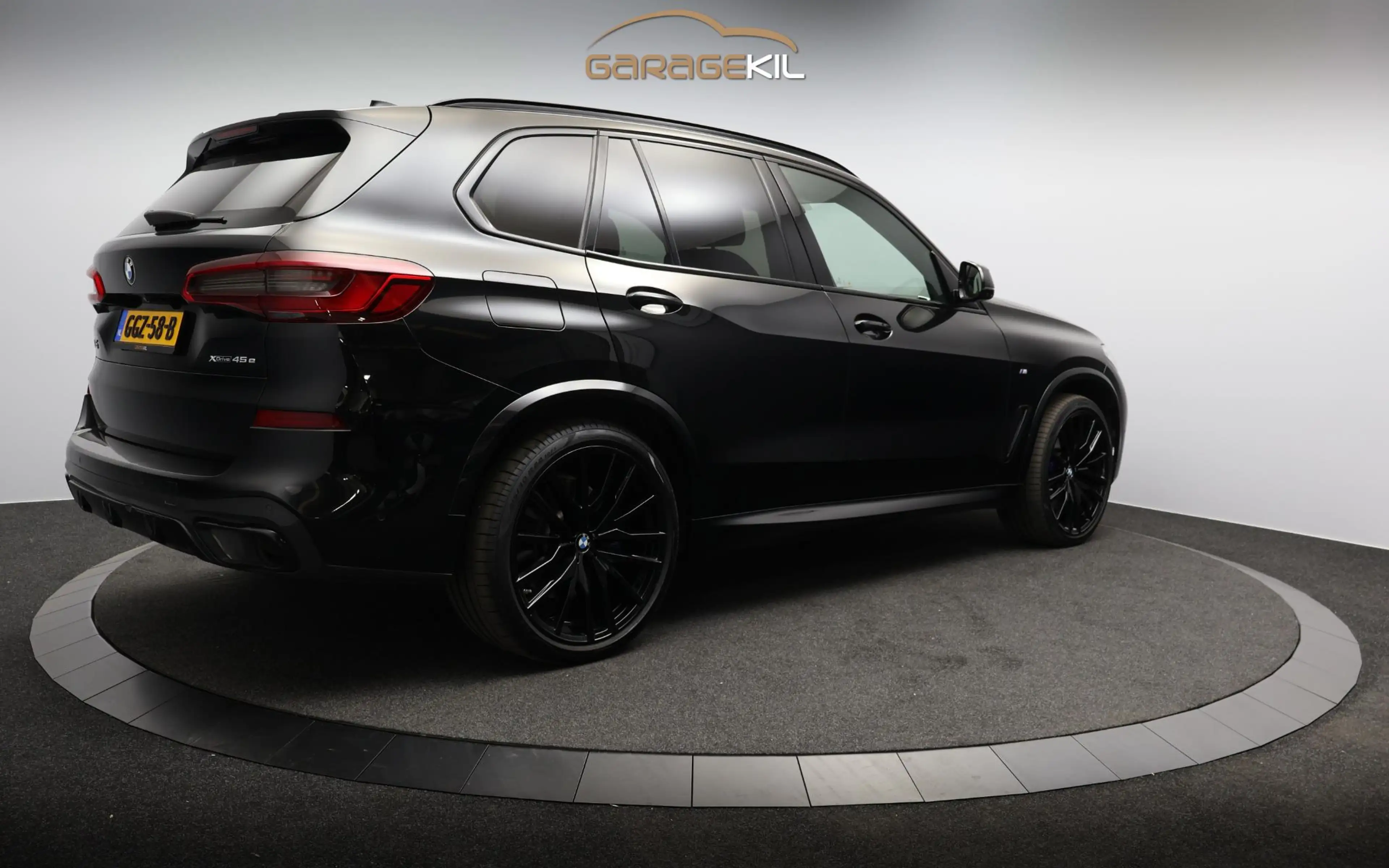 BMW X5 xDrive45e High Executive M-Sport / Massage / Pano — photo 10