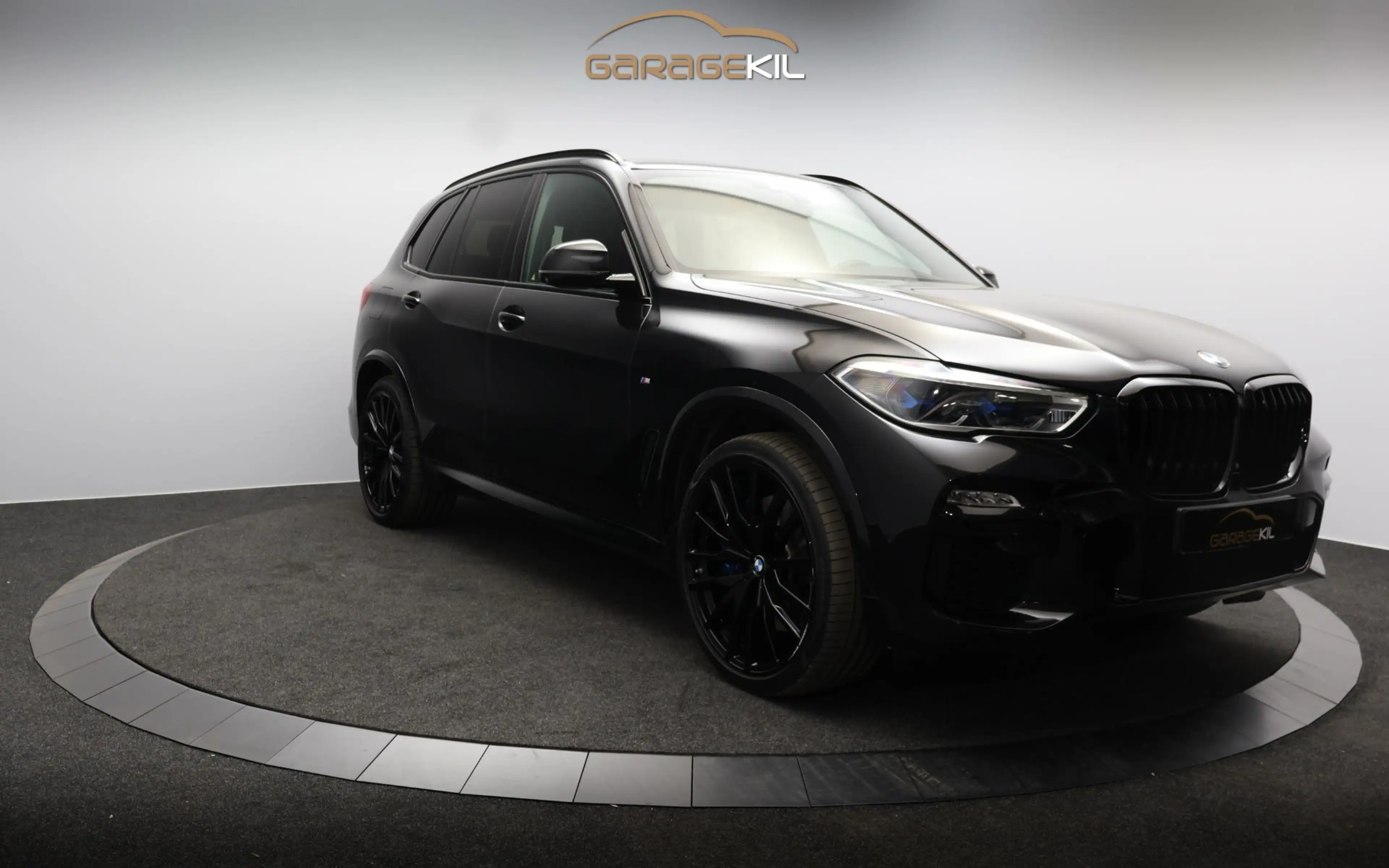 BMW X5 xDrive45e High Executive M-Sport / Massage / Pano — photo 5