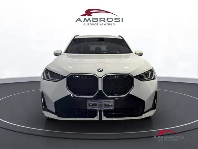 BMW X3 view 7
