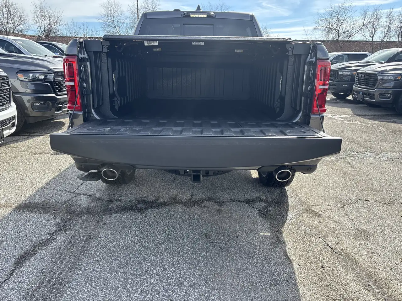 RAM 1500 снимка RAM 1500