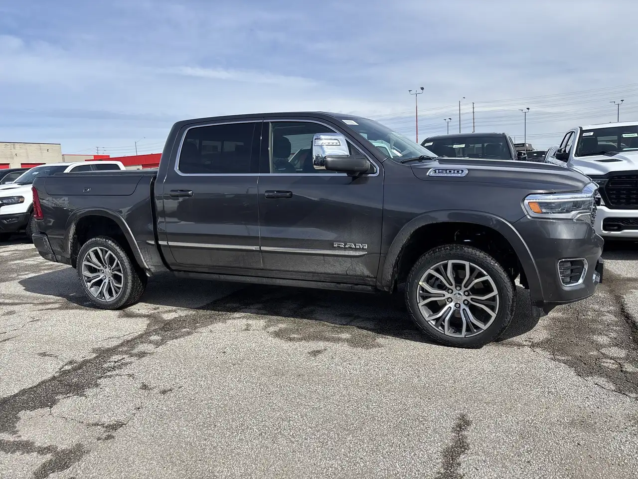 RAM 1500 снимка RAM 1500