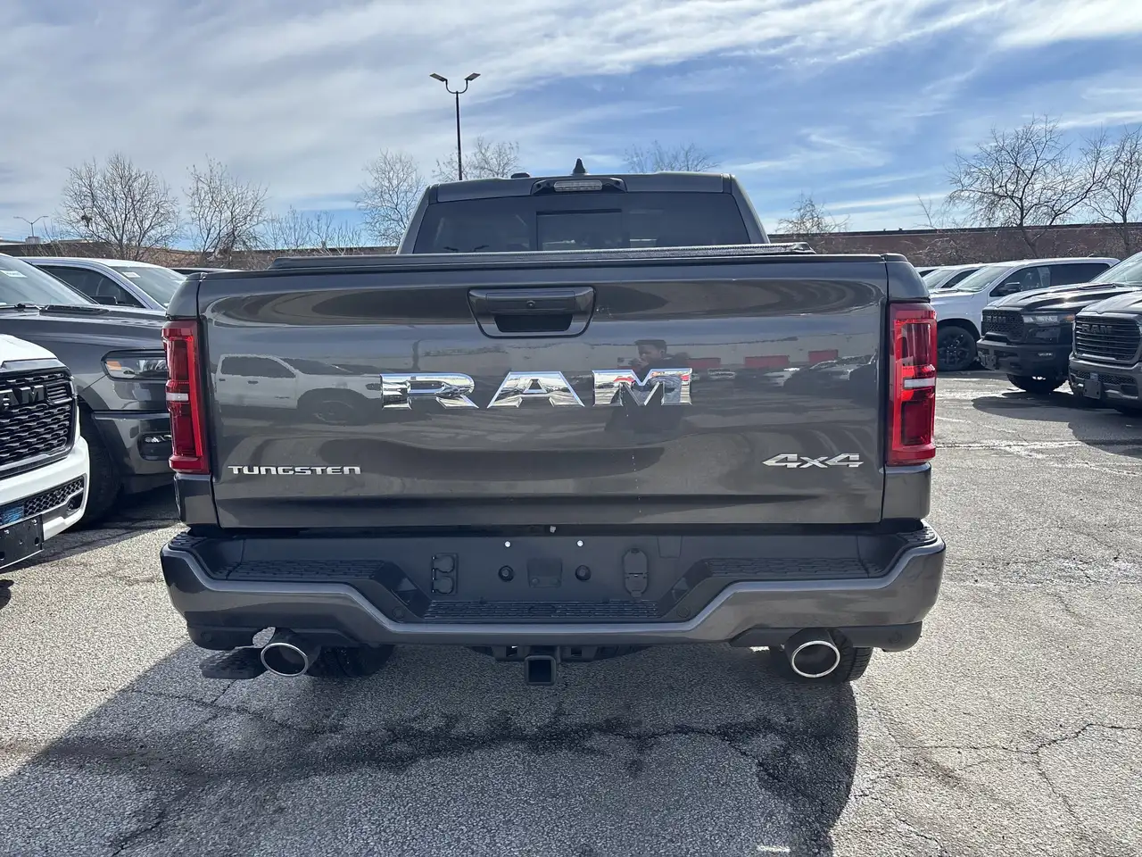 RAM 1500 снимка RAM 1500