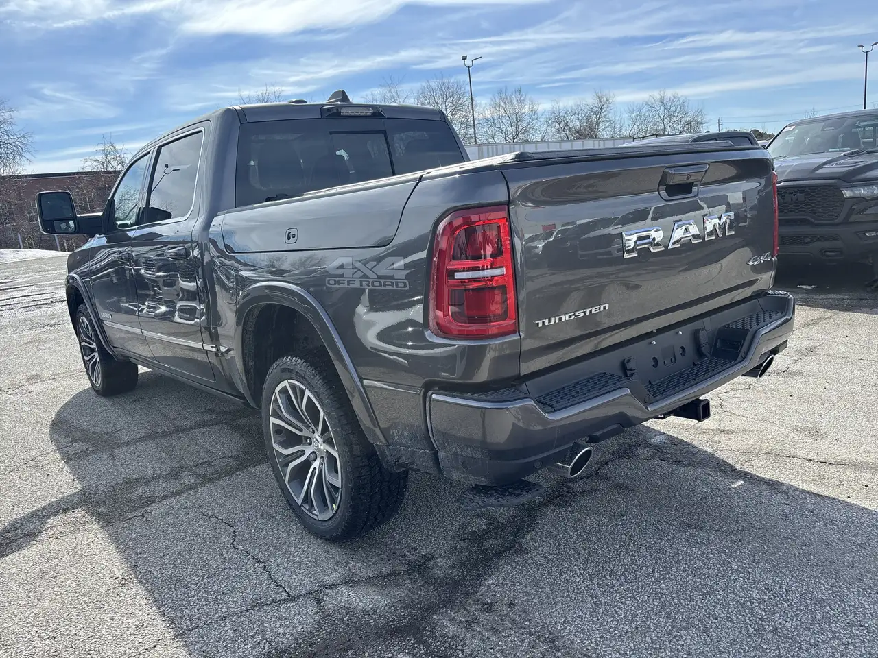 RAM 1500 снимка RAM 1500