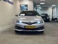 Toyota Auris 1.8 Hybrid Lease Pro|PANO|BTW-AUTO|1e EIGENAAR Grau - thumbnail 2