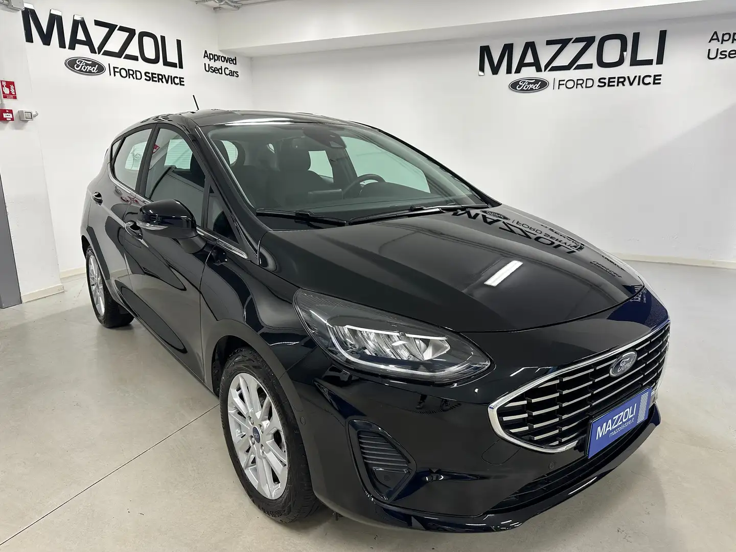 Ford Fiesta 5p 1.1 Titanium 75cv Negro - 1