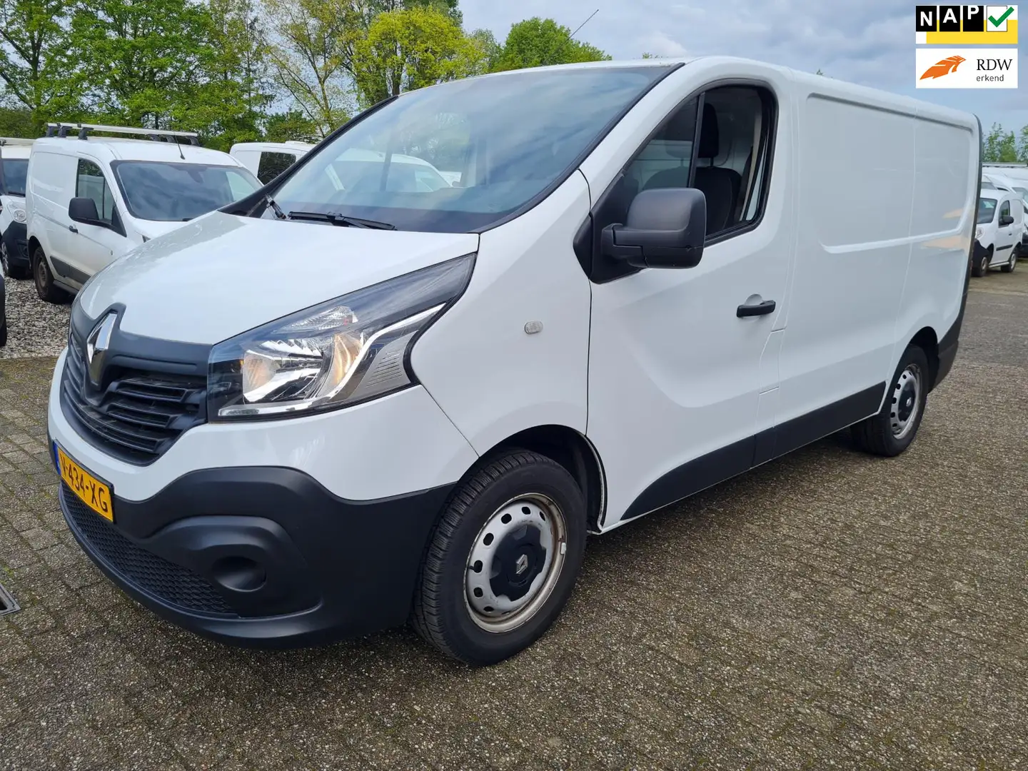 Renault Trafic 1.6 dCi T29 L1H1 Comfort Energy euro 6 airco cruis Weiß - 1