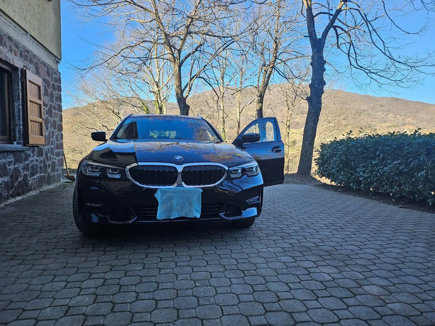 BMW 316 Serie 3 G21 2019 Touring 316d Touring auto Schwarz - 1