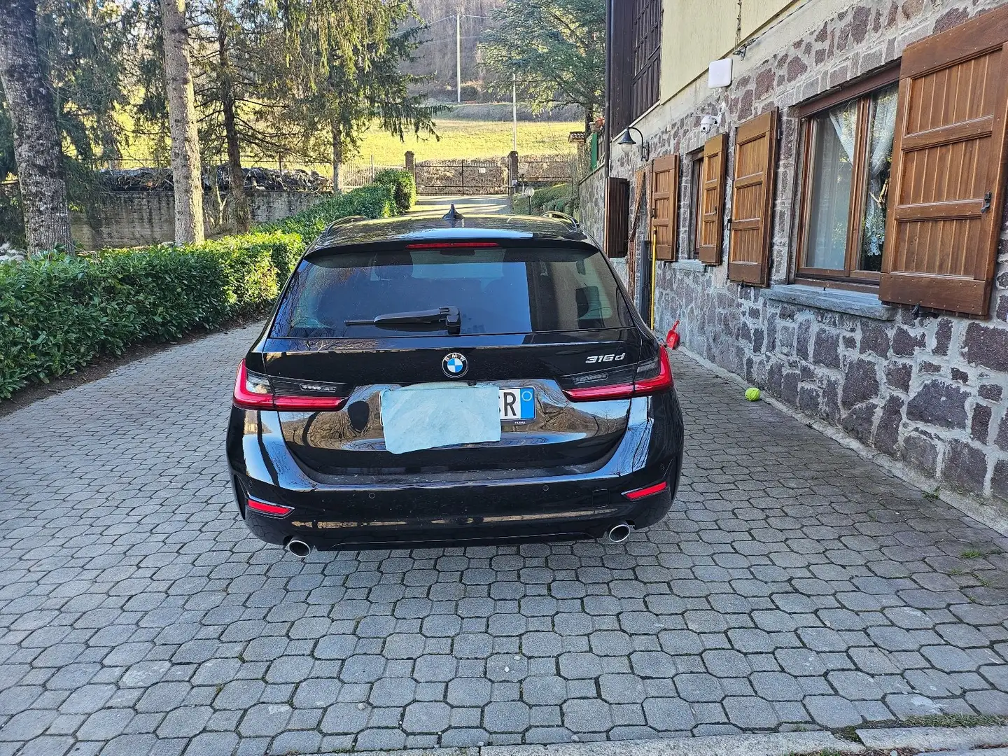 BMW 316 Serie 3 G21 2019 Touring 316d Touring auto Чорний - 2