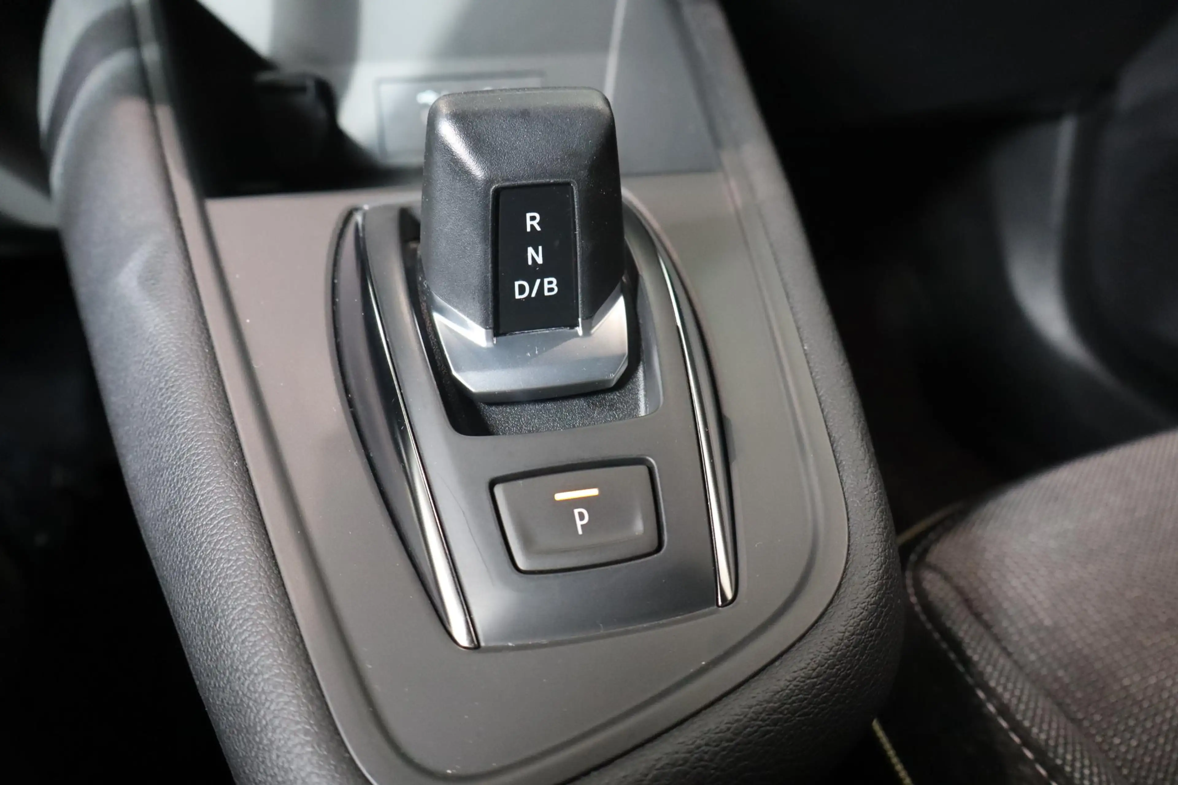 Renault Symbioz 1.8 E-Tech full hybrid 160 techno — photo 13